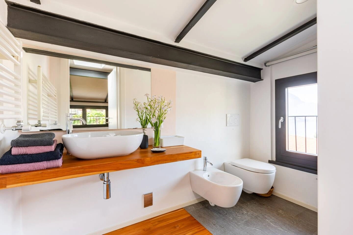 Bagno della Mansarda, La Casa degli Ulivi Lierna Lago di Como